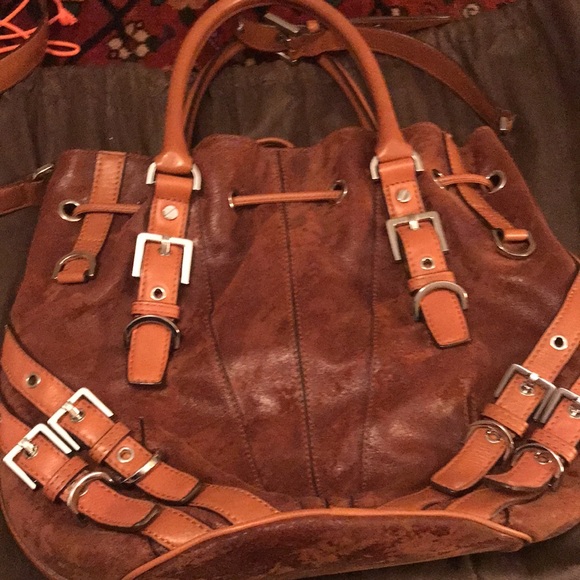 Micharl Kors Beautiful distressed leather Michael Kors Tote in brown - Picture 6 of 7